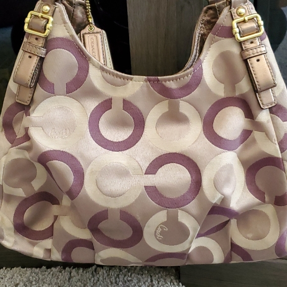 Euc Coach Hobo - Picture 2 of 10